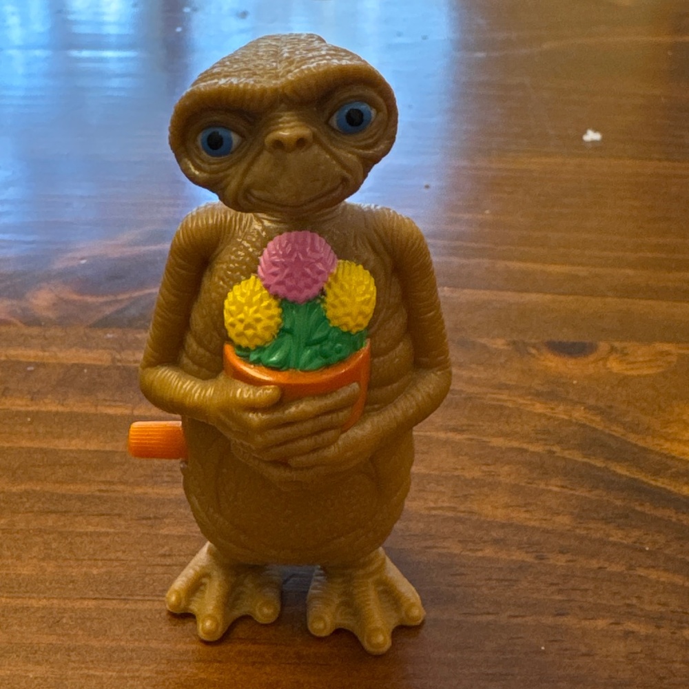 ET wind up toy